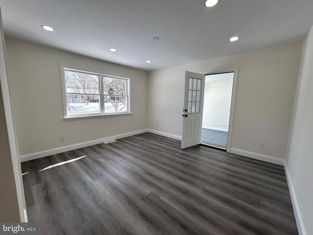 574 JULIANA DR, Vineland, NJ 08360