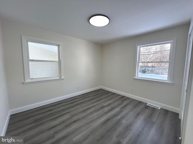 574 JULIANA DR, Vineland, NJ 08360