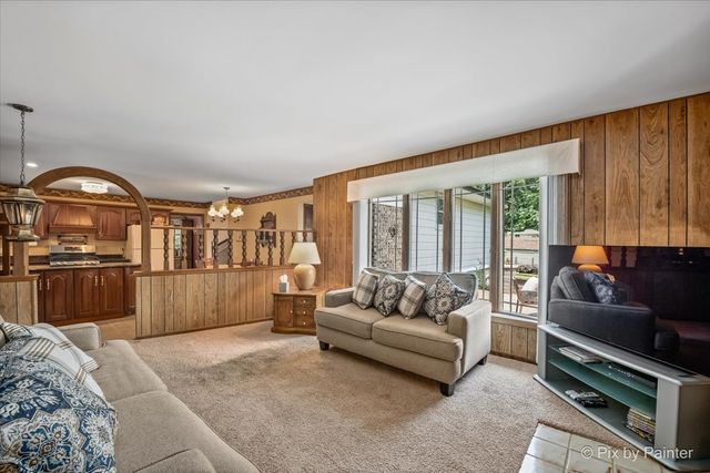 8535 Harvest Lane, Darien, IL 60561