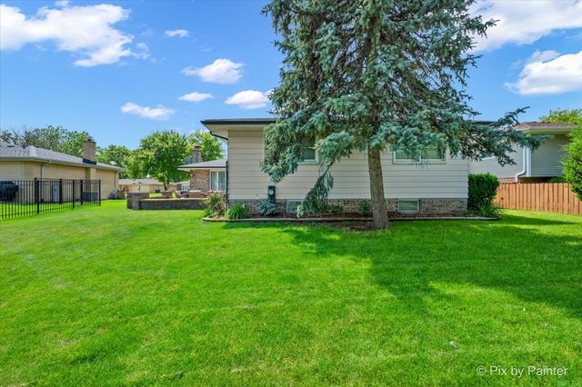 8535 Harvest Lane, Darien, IL 60561