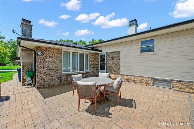 8535 Harvest Lane, Darien, IL 60561