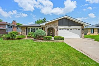 8535 Harvest Lane, Darien, IL 60561