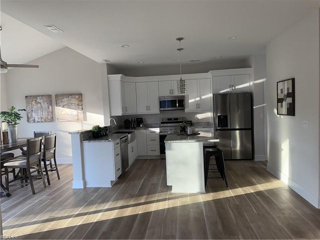 166 Luanita LN, Newport News, VA 23606