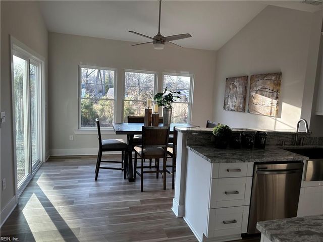 166 Luanita LN, Newport News, VA 23606