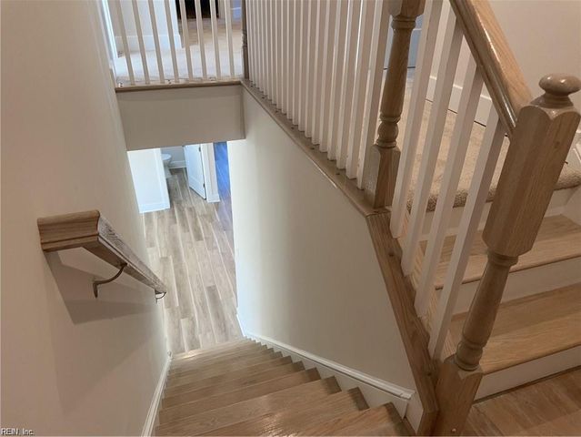 166 Luanita LN, Newport News, VA 23606