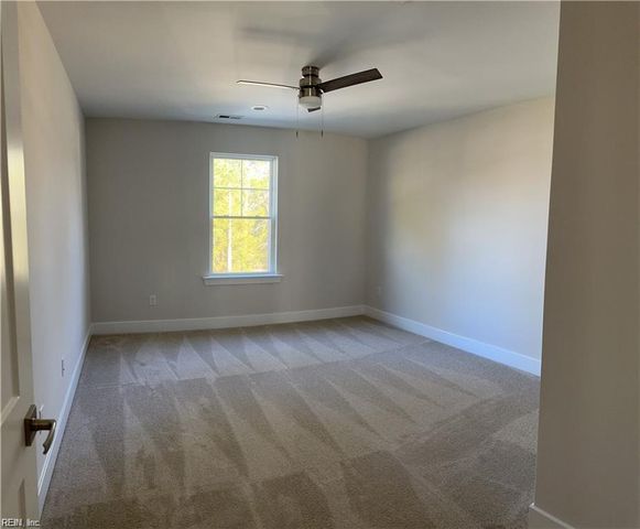166 Luanita LN, Newport News, VA 23606