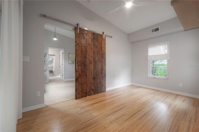 604 W HILDA STREET, Tampa, FL 33603