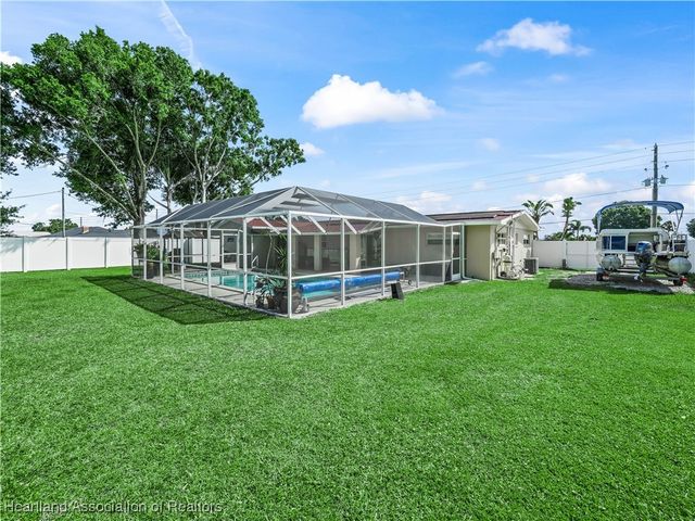 4230 Lakeview Drive, Sebring, FL 33870