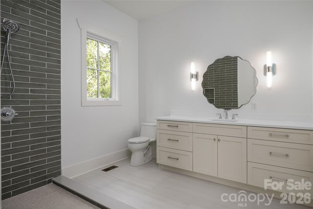 58 Blackgum Court, Hendersonville, NC 28739