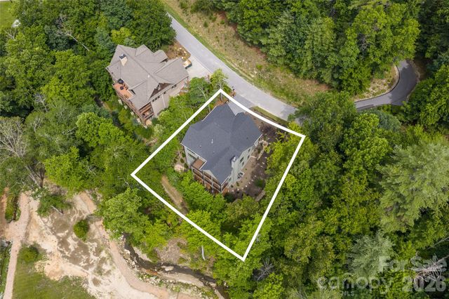 58 Blackgum Court, Hendersonville, NC 28739