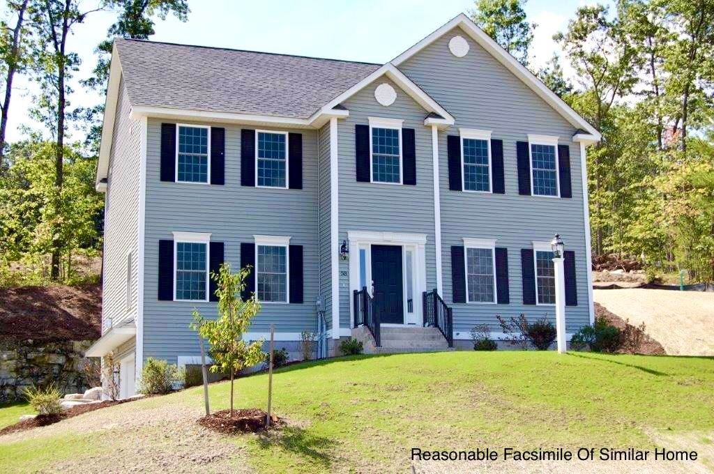 109 Lantern Drive, Sandown, NH 03873