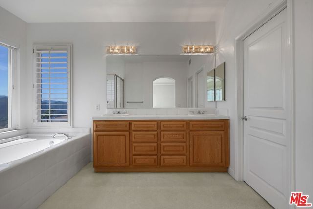 1492 Paseo De Oro, Los Angeles, CA 90272