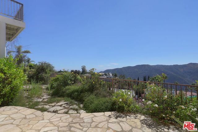 1492 Paseo De Oro, Los Angeles, CA 90272