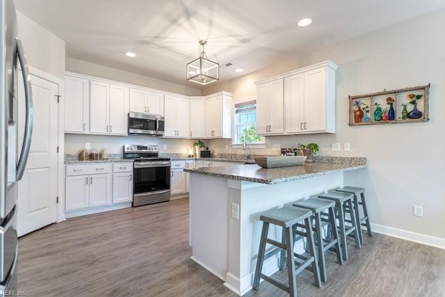 605 Wildey RD, Seaford, VA 23696
