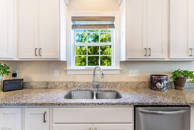 605 Wildey RD, Seaford, VA 23696