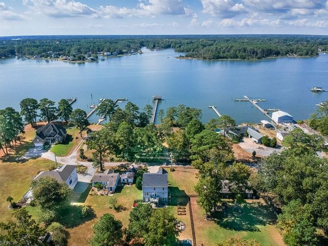 605 Wildey RD, Seaford, VA 23696