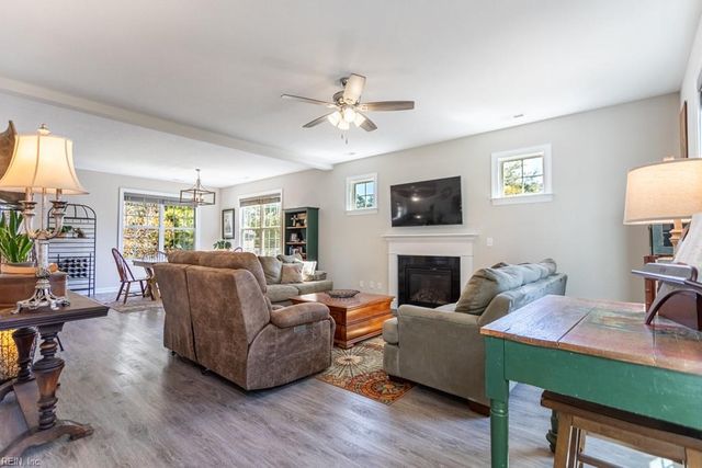605 Wildey RD, Seaford, VA 23696