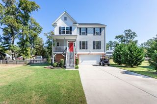 605 Wildey RD, Seaford, VA 23696