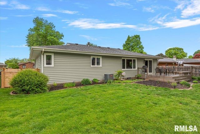 2704 Interlacken Road, Springfield, IL 62704