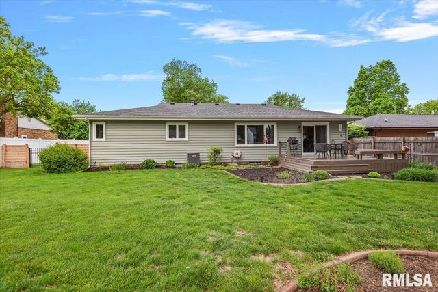 2704 Interlacken Road, Springfield, IL 62704