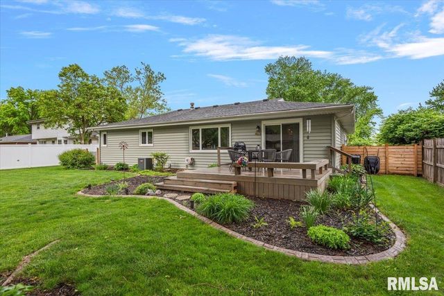 2704 Interlacken Road, Springfield, IL 62704