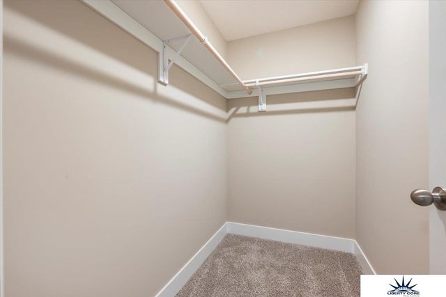 12005 Windsor Drive, Papillion, NE 68046