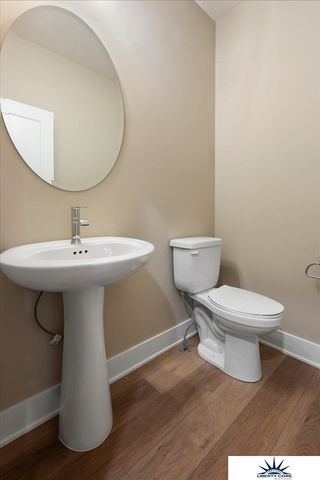 12005 Windsor Drive, Papillion, NE 68046