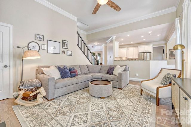 8607 Forest Shadow Circle, Cornelius, NC 28031