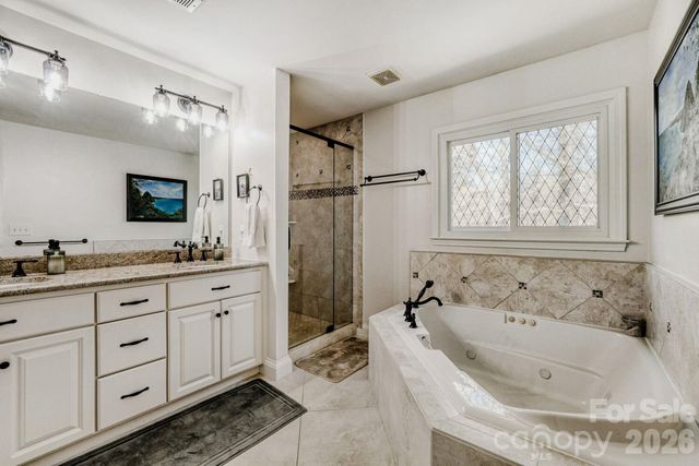 8607 Forest Shadow Circle, Cornelius, NC 28031