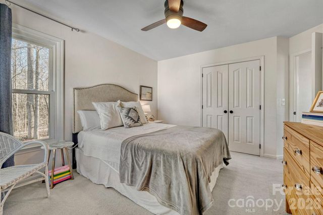 8607 Forest Shadow Circle, Cornelius, NC 28031