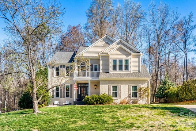 8607 Forest Shadow Circle, Cornelius, NC 28031