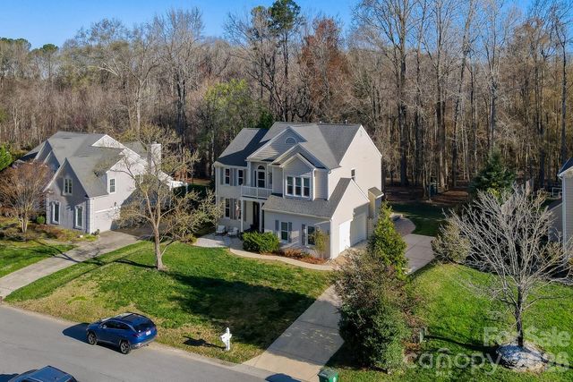 8607 Forest Shadow Circle, Cornelius, NC 28031