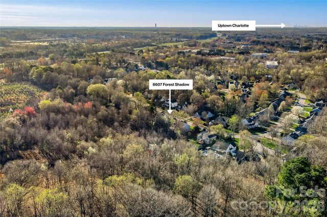 8607 Forest Shadow Circle, Cornelius, NC 28031