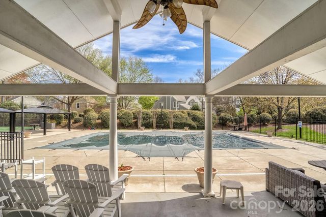 8607 Forest Shadow Circle, Cornelius, NC 28031