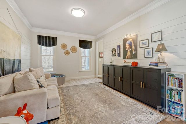 8607 Forest Shadow Circle, Cornelius, NC 28031