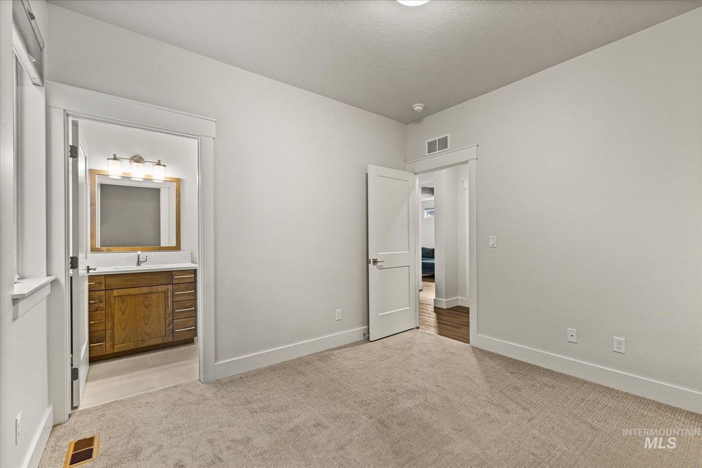 6318 S Utmost Ln, Meridian, ID 83642 photo 33