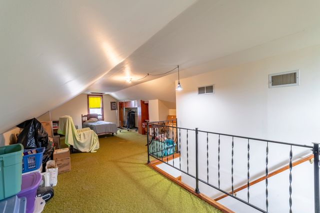 17949 Escanaba Avenue, Lansing, IL 60438