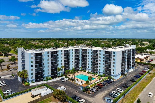2901 26TH STREET W 303, Bradenton, FL 34205