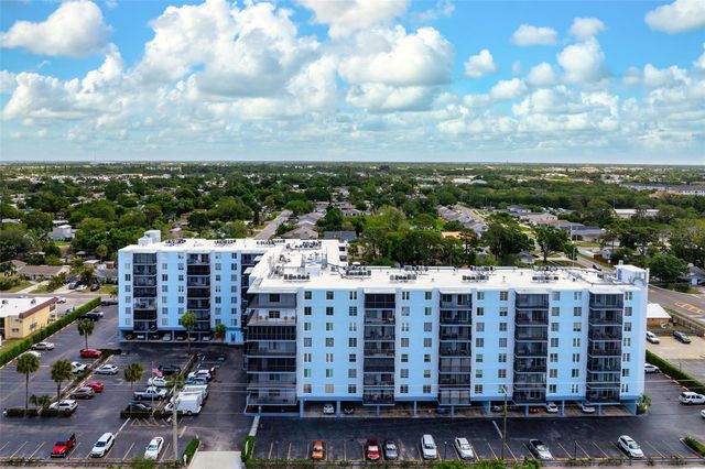 2901 26TH STREET W 303, Bradenton, FL 34205