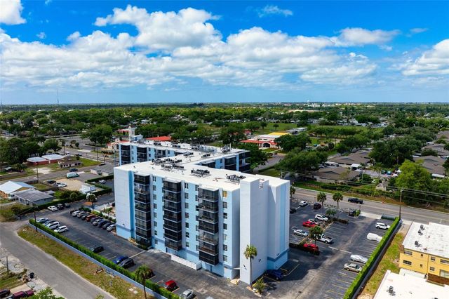 2901 26TH STREET W 303, Bradenton, FL 34205