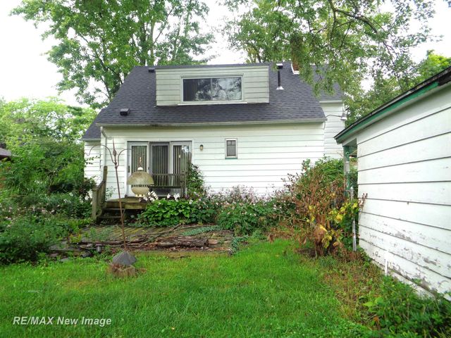 1516 Bay Street, Saginaw, MI 48602