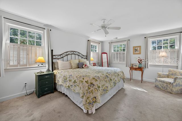 21 Widewater Rd, Hilton Head Island, SC 29926