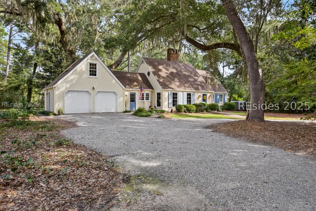 21 Widewater Rd, Hilton Head Island, SC 29926