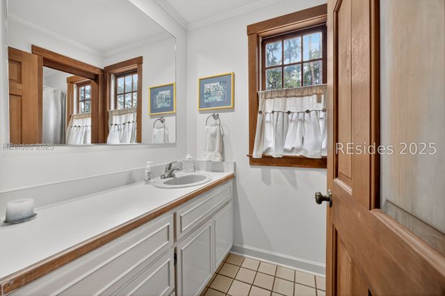 21 Widewater Rd, Hilton Head Island, SC 29926