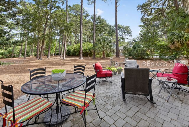 21 Widewater Rd, Hilton Head Island, SC 29926