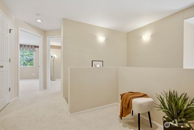 6699 SE Cougar Mountain Way, Bellevue, WA 98006
