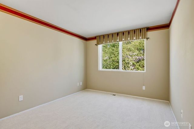6699 SE Cougar Mountain Way, Bellevue, WA 98006