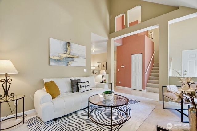 6699 SE Cougar Mountain Way, Bellevue, WA 98006