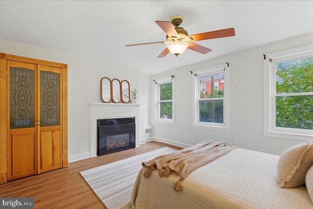 877 W LOMBARD ST, Baltimore, MD 21201