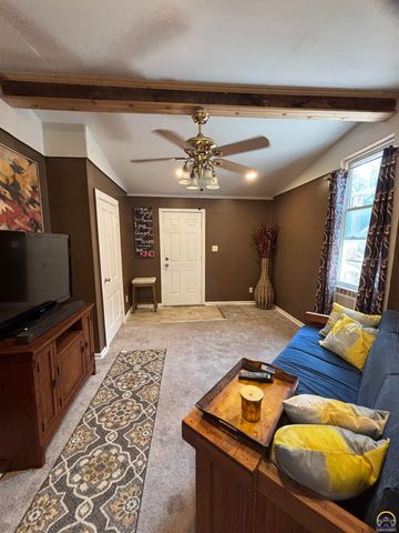 611 SW Fillmore ST, Topeka, KS 66606